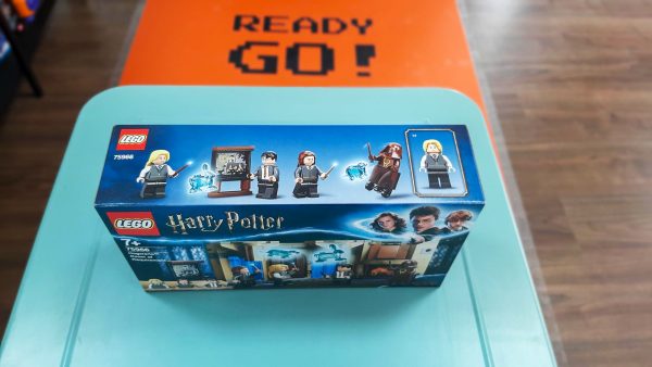 Lego Harry Potter Hogwarts Room of Requirement 2