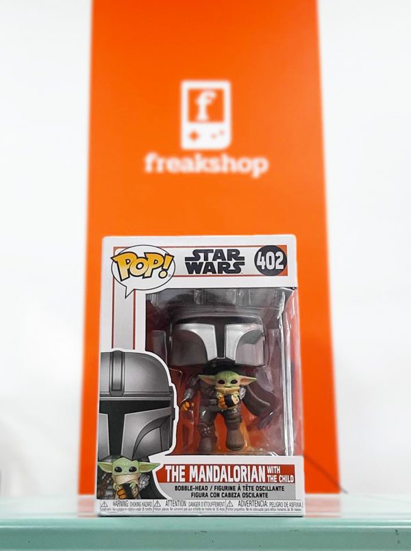 Funko Pop The Mandalorian with The Child 1