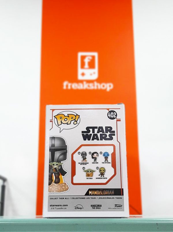 Funko Pop The Mandalorian with The Child 3